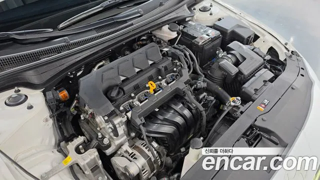 Hyundai Avante CN7 — Фото автомобиля 9