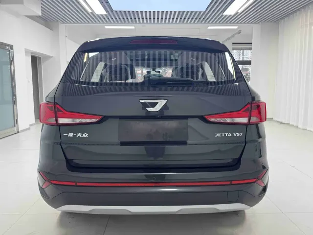 Jetta VS7 — Фото автомобиля 5