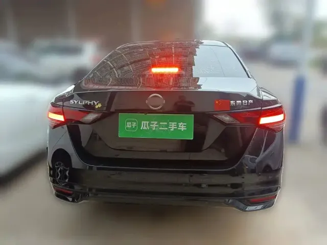 Nissan Sylphy 2023 1.6L CVT Deluxe Edition — Фото автомобиля 5