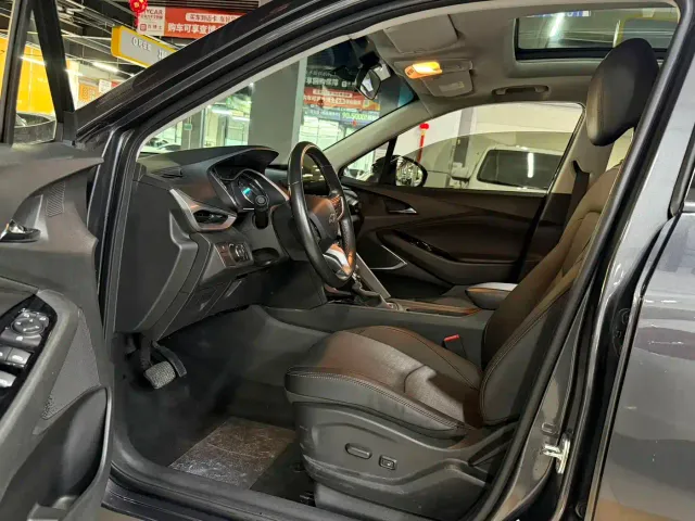 Chevrolet Orlando — Фото автомобиля 5