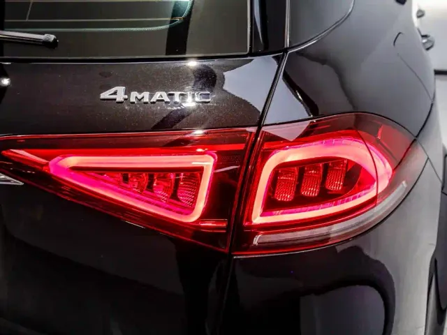 Mercedes-Benz GLE-Class — Фото автомобиля 25