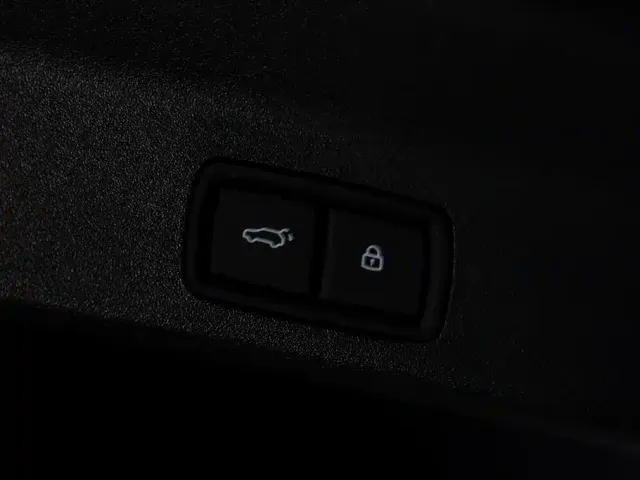 Li Auto Li Xiang L9 2025 Ultra Smart Renewal Edition — Фото автомобиля 10