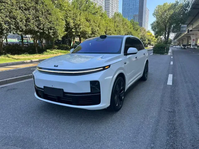 Фотография автомобиля — Li Auto L7