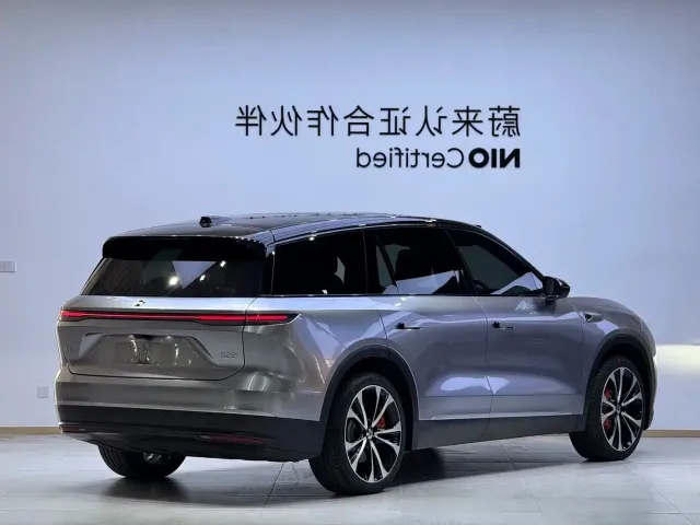 Nio ES8 — Фото автомобиля 7
