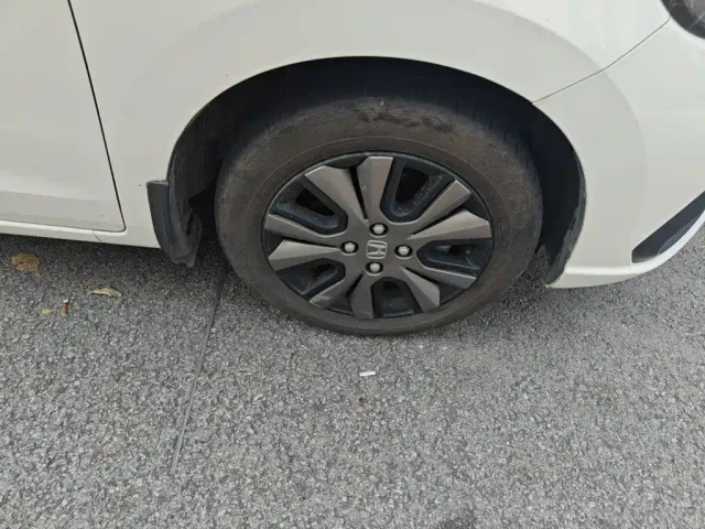 Honda Fit — Фото автомобиля 24