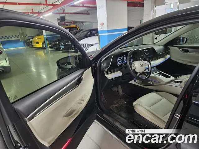 Hyundai Grandeur New — Фото автомобиля 10