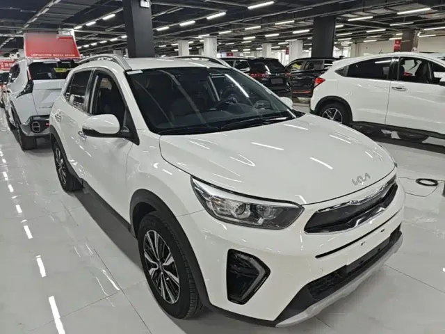 Kia KX1 — Фото автомобиля 3