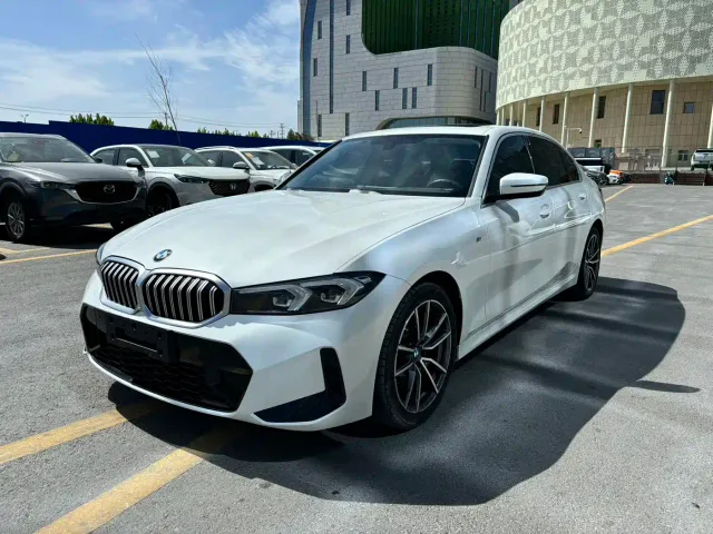BMW 3 Series — Фото автомобиля 3