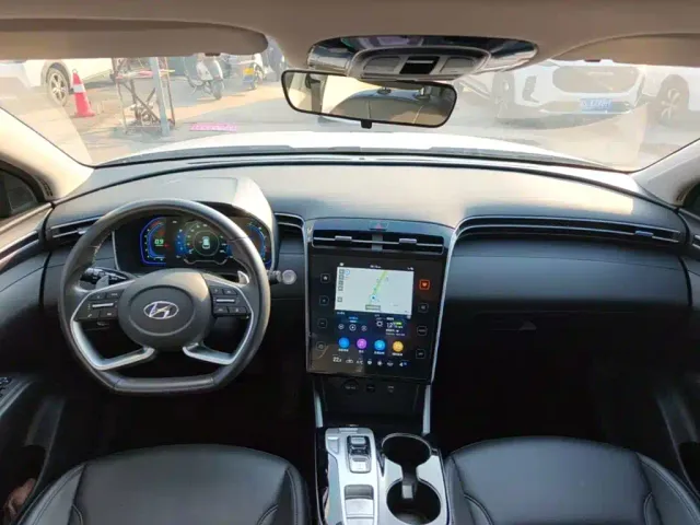 Hyundai Tucson — Фото автомобиля 9