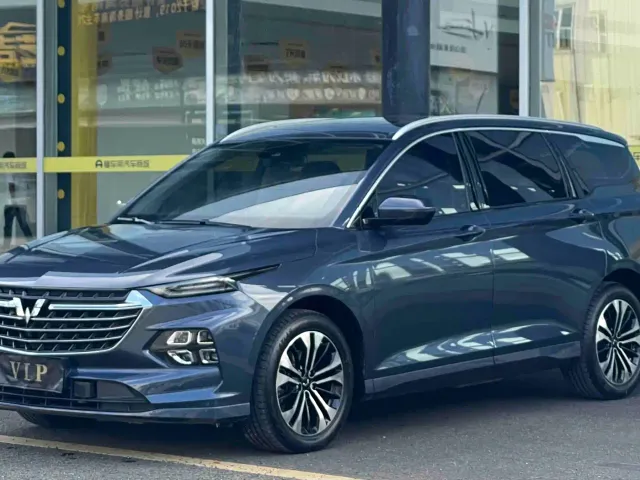 Фотография автомобиля — Wuling Victory