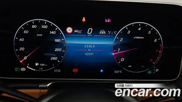 Mercedes-Benz S-Class — Фото автомобиля 8