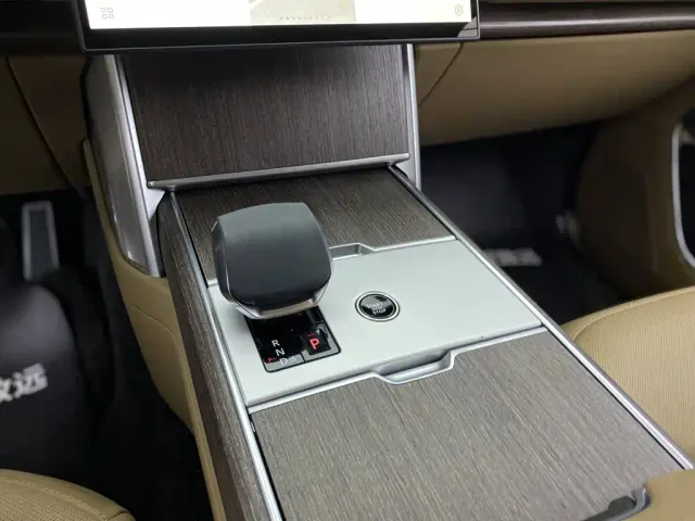 Land Rover Range Rover — Фото автомобиля 20