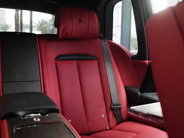 Rolls-Royce Cullinan — Фото автомобиля 18