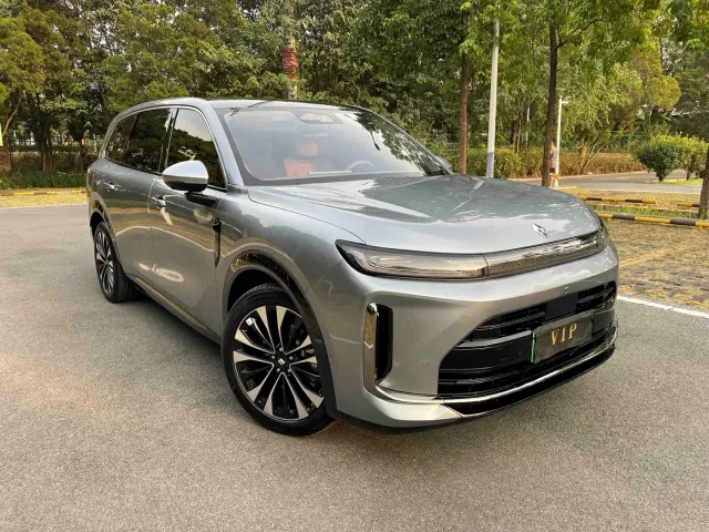 Huajing Baojun S — Фото автомобиля 3