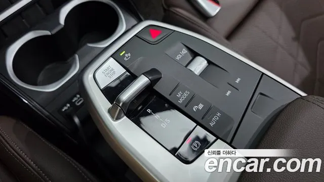 BMW X1 sDrive 20i M Sport — Фото автомобиля 9