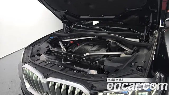 BMW X6 xDrive40i M Sport — Фото автомобиля 6