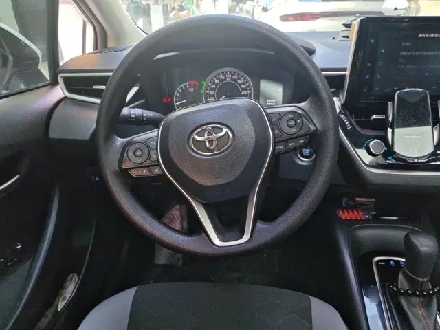 Toyota Corolla — Фото автомобиля 6