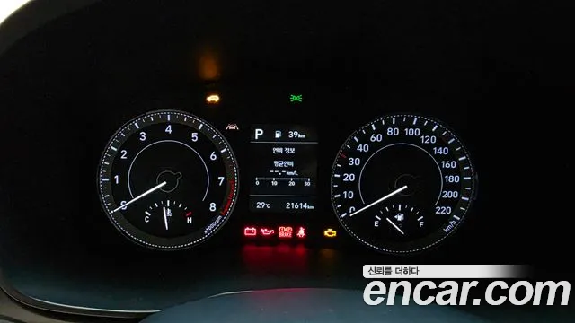 Hyundai Venue Venue 1.6 Modern Plus — Фото автомобиля 8