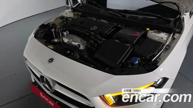 Mercedes-Benz A-Class W177 — Фото автомобиля 6