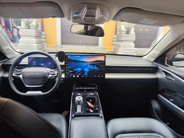 Wuling Starlight — Фото автомобиля 5