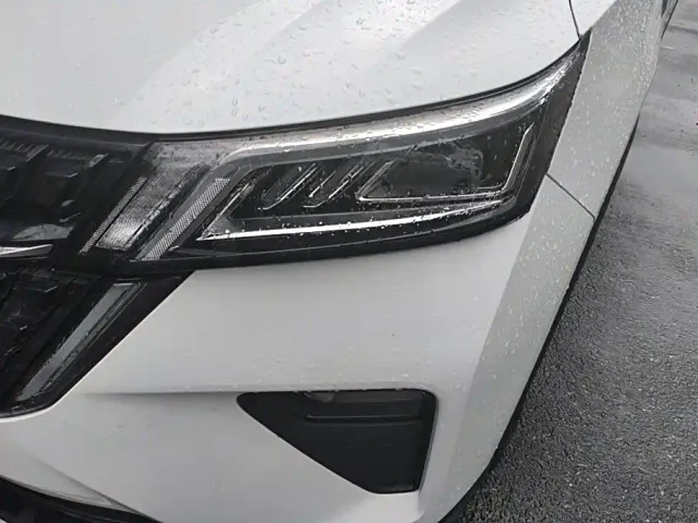 Wuling Asta — Фото автомобиля 5