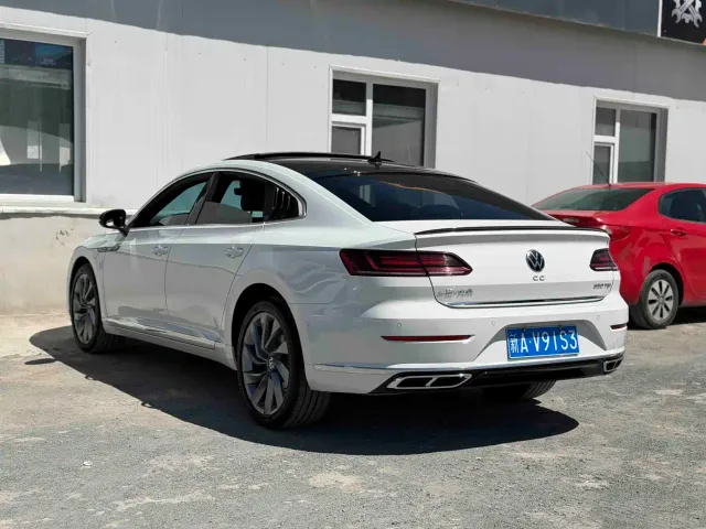 Volkswagen CC — Фото автомобиля 3