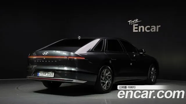 Hyundai Grandeur GN7 — Фото автомобиля 2