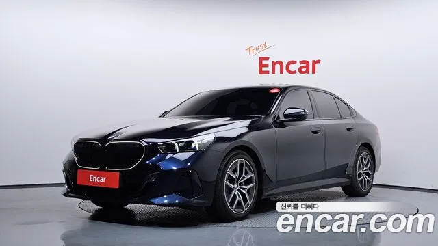 Фотография автомобиля — BMW 5 Series
