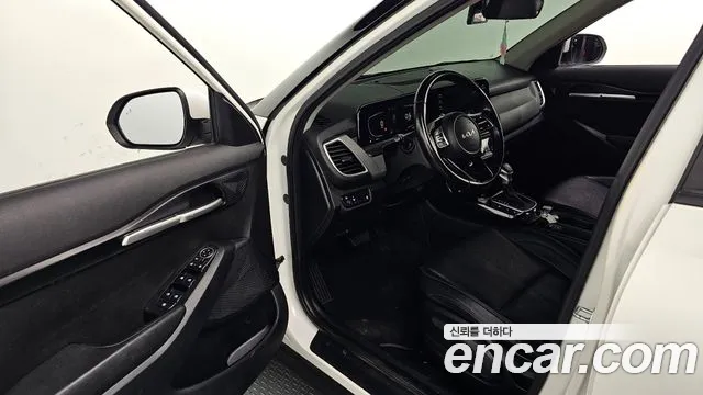 Kia Seltos New — Фото автомобиля 15