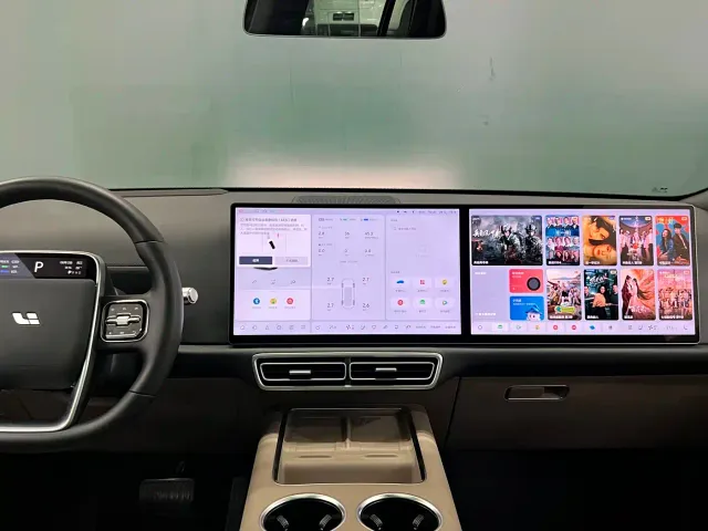Li Auto L8 — Фото автомобиля 10