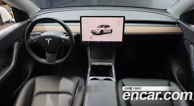 Tesla Model Y — Фото автомобиля 7