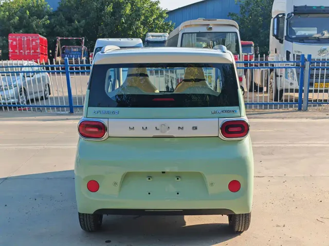 Wuling Hongguang Mini EV — Фото автомобиля 8