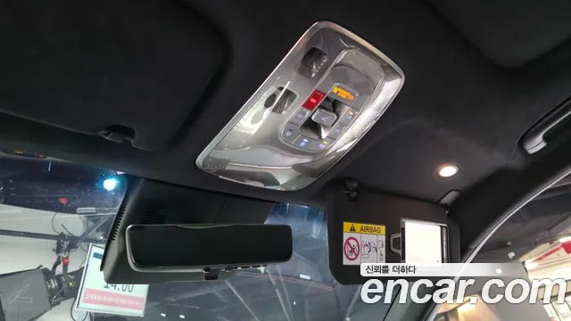 Genesis GV70 2.5T Бензин AWD — Фото автомобиля 24