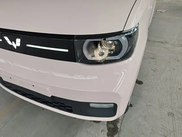 Wuling Hongguang Mini EV — Фото автомобиля 23