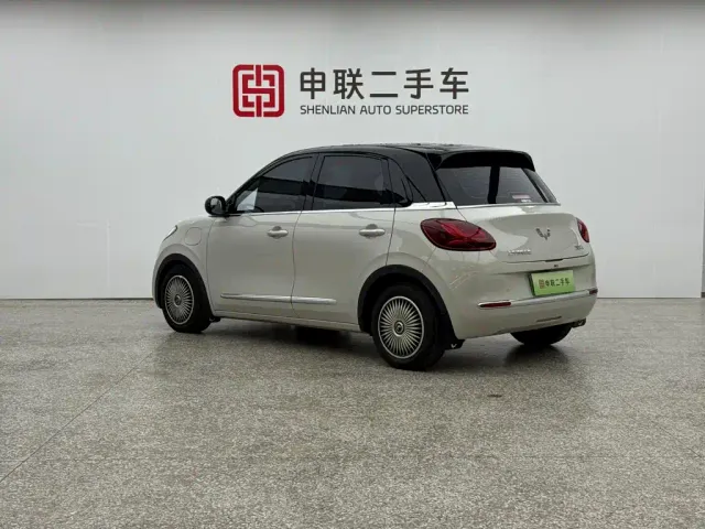 Wuling Bingo — Фото автомобиля 2