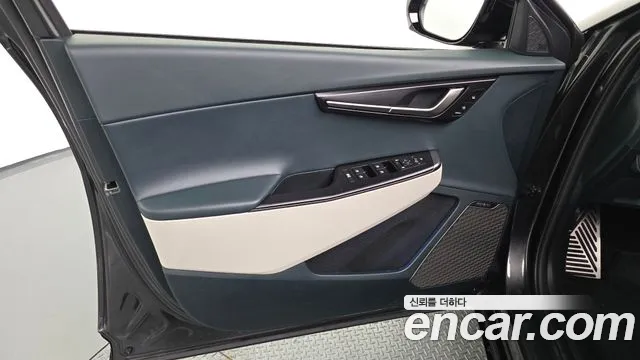 Kia EV6 — Фото автомобиля 22