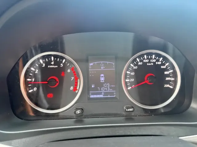 Dongfeng Fengxing Fengxing SX6 2022 1.6L Manual Comfort — Фото автомобиля 16