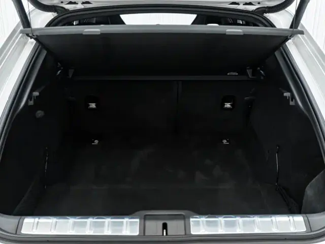 Porsche Panamera — Фото автомобиля 12
