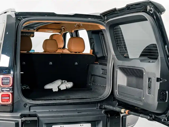 iCAR V27 — Фото автомобиля 23