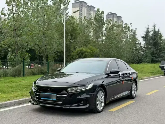 Фотография автомобиля — Honda Accord
