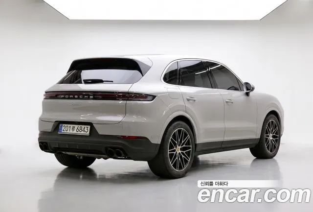Porsche Cayenne — Фото автомобиля 6