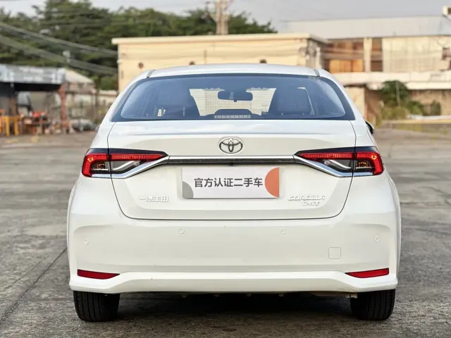 Toyota Corolla — Фото автомобиля 6