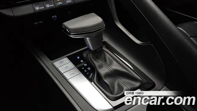 Hyundai Avante — Фото автомобиля 9