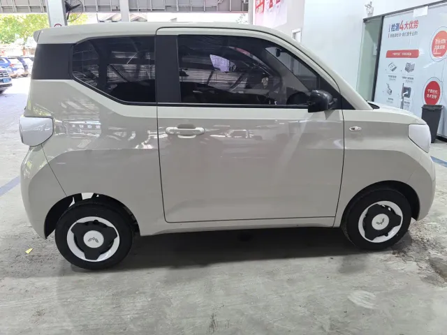 Wuling Hongguang Mini EV — Фото автомобиля 7