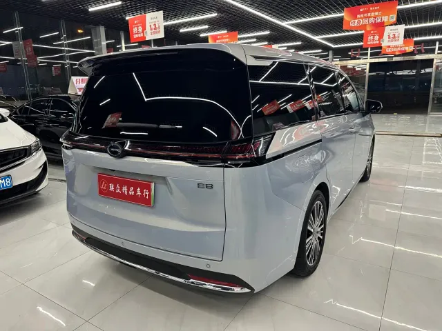 GAC Trumpchi E8 — Фото автомобиля 4