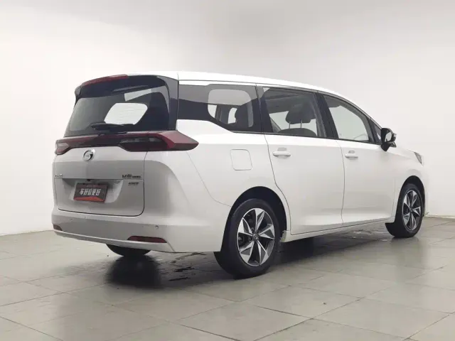 GAC Trumpchi M6 — Фото автомобиля 2