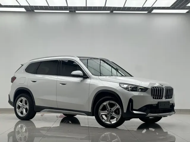 BMW X1 — Фото автомобиля 4