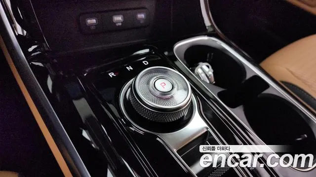 Kia Canival Carnival 4 поколение Бензин 7 мест Signature — Фото автомобиля 9