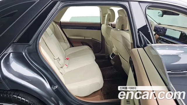 Hyundai Grandeur — Фото автомобиля 9