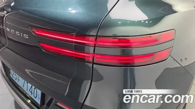 Genesis GV70 Electrified GV70 — Фото автомобиля 21